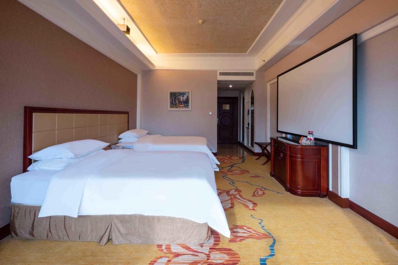 Vienna Hotel Shenzhen Songgang Liye Road Exteriör bild