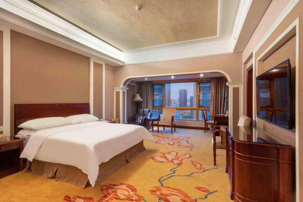 Vienna Hotel Shenzhen Songgang Liye Road Exteriör bild